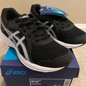 Brand New Black Asics Sneakers Kids size 4